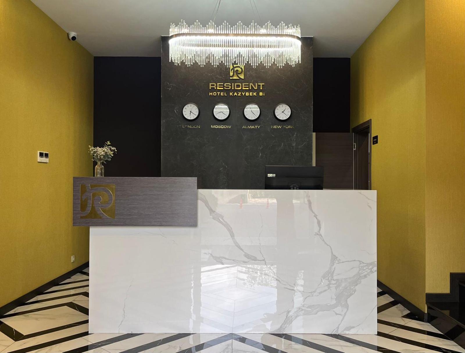 Resident Hotel Kazybek Bi Alma-Ata Exteriör bild